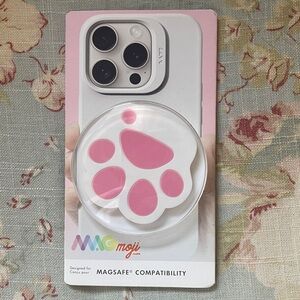 MagSafe Compatible Phone Badge- Paw Print🌺